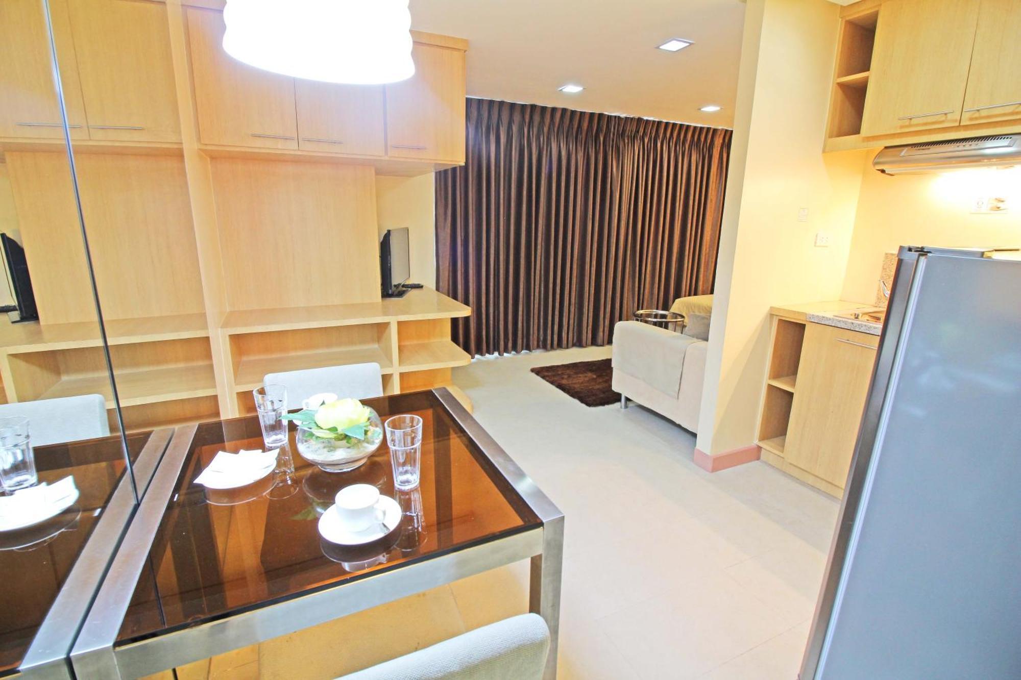 Bsa Twin Towers Aparthotel Mandaluyong Exteriör bild